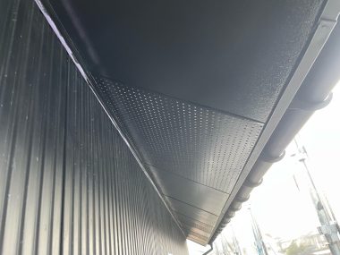 軒天井：上塗り
