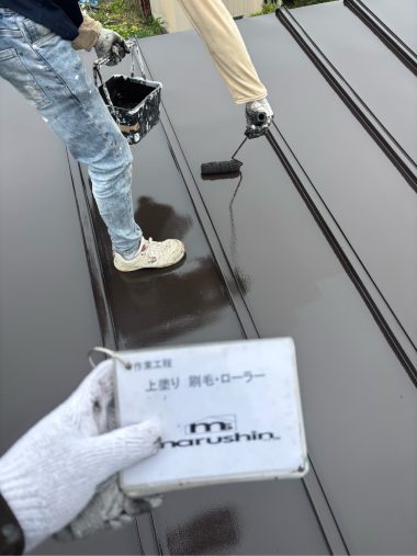 屋根：上塗り