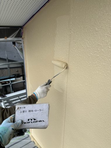 外壁：上塗り ローラー