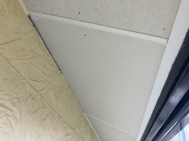 軒天井：交換後