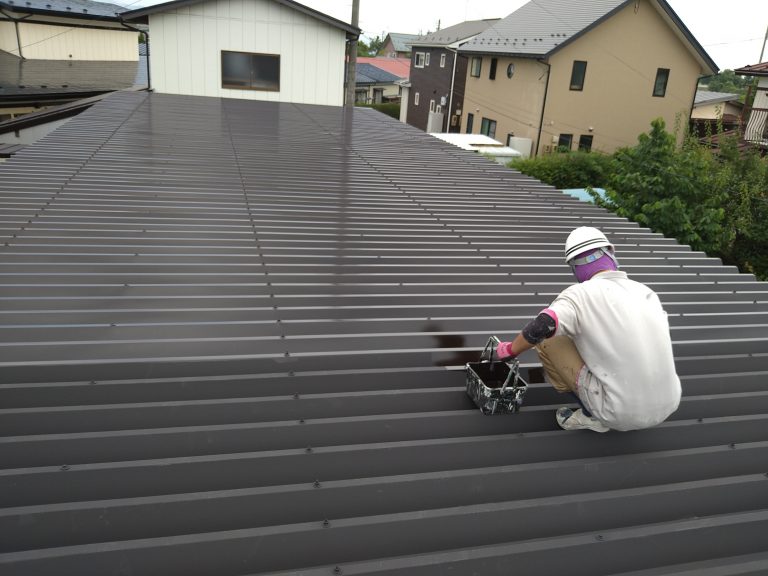 倉庫塗り替え
