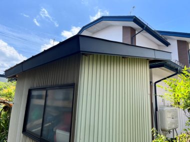 矢巾町　S様　小屋屋根葺き替え・破風板金工事